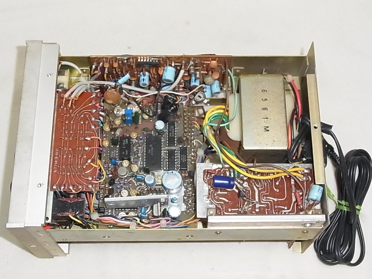 KURANISHI クラニシ 6561EM 600MHz周波数カウンタ + マルチメーター PRECISION FREQUENCY COUNTER AND DIGITAL MULTIMETER 中古品_画像9