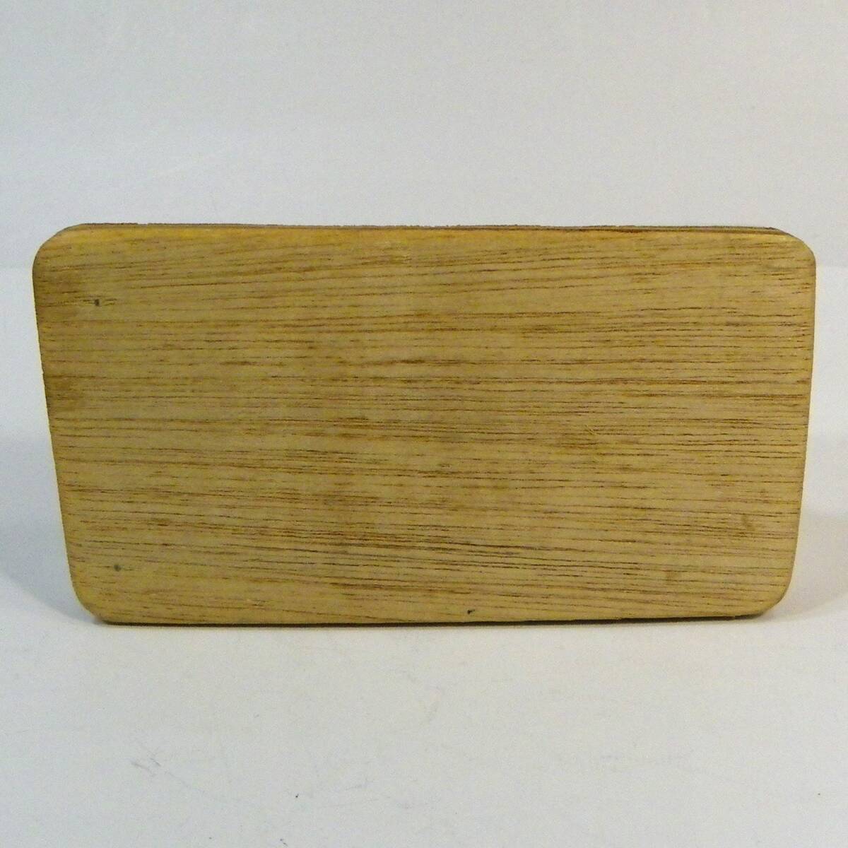 ゆうパック.60サイズ送料記載済み　希少　国威宣揚　国旗 壁掛け　日本国旗取付　陶器製旗立て　壁付け旗立て　陶器製.珍品（赤枠.楽）_画像5