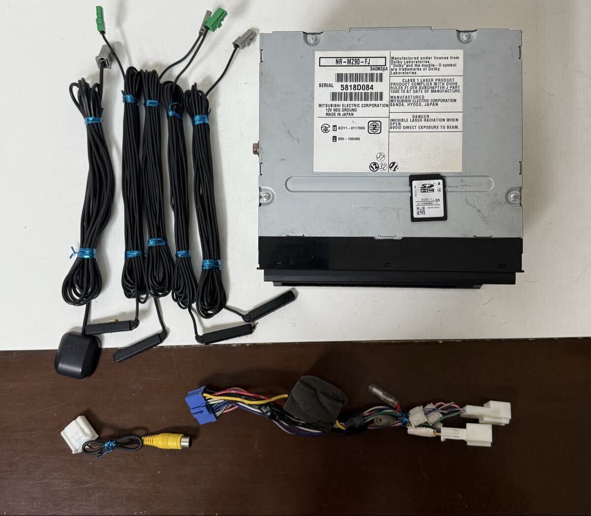 Mitsubishi 三菱電機　NR-MZ90-FJ カーナビ メモリーナビ　Bluetooth HDMI フルセグTV DVD SD USB 地図データ 2017年 Serial No.5818D084_画像10