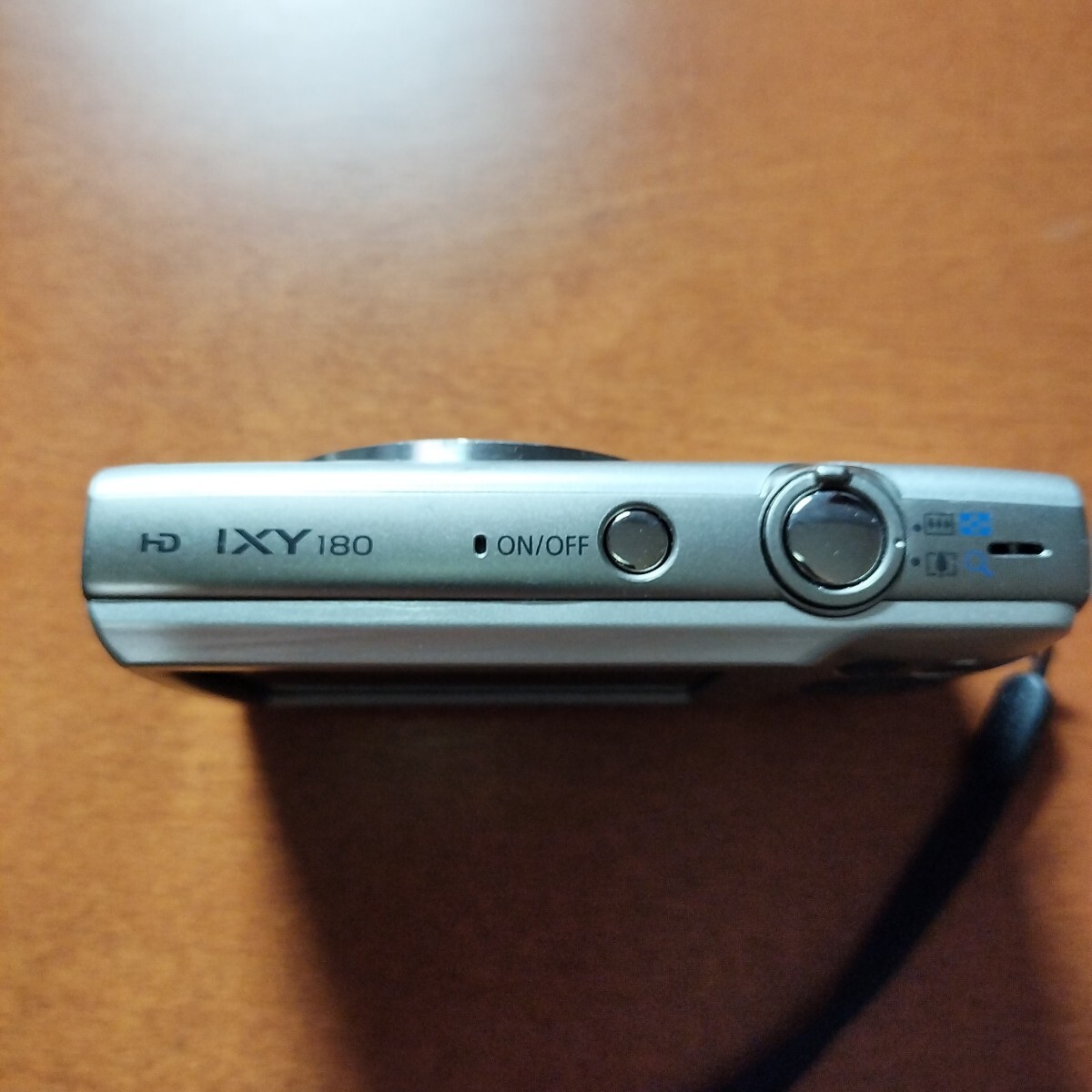 Canon キャノン IXY 180 Digital Camera, Silver, 8X Optical Zoom, IXY180SL_画像3