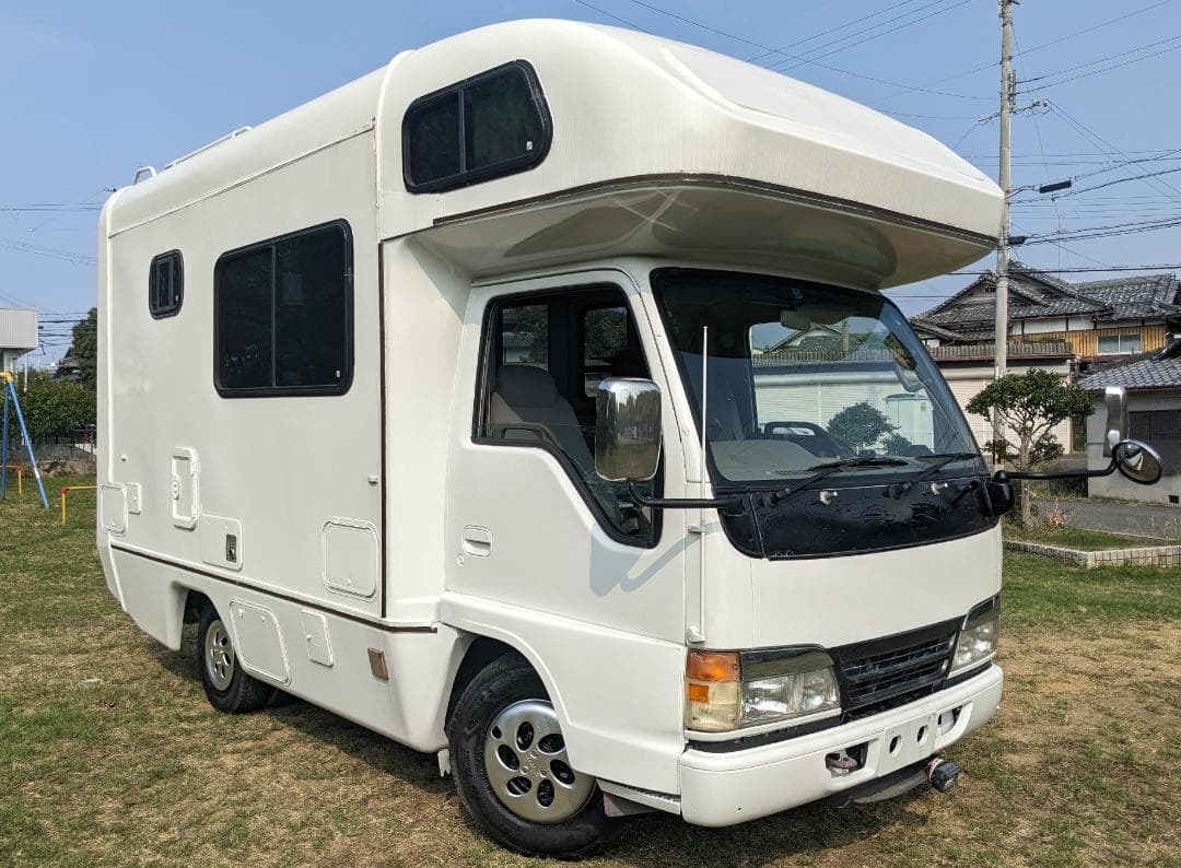 * небольшой пробег 6 десять тысяч kilo * машина для кемпинга * дизельная машина * автомат машина *.* спальное место в транспортном средстве *.. спальное место 3+ заменяемый спальное место 1=4 человек ...*6 посадочных мест * прекрасный машина * суша бесплатная доставка 