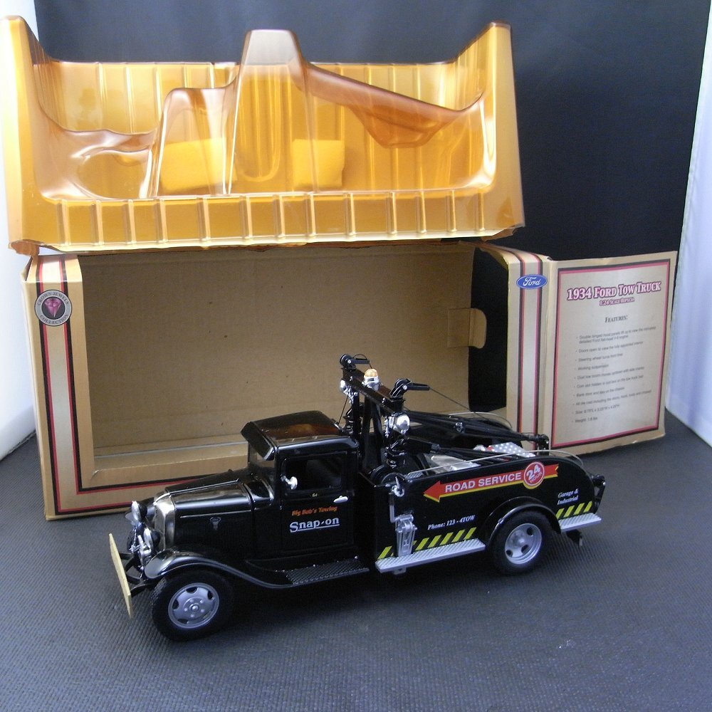 スナップオン ダイキャストカー 1934 FORD TOW TRUCK レッカー車 牽引トラック 1:24 ミニカー_画像1