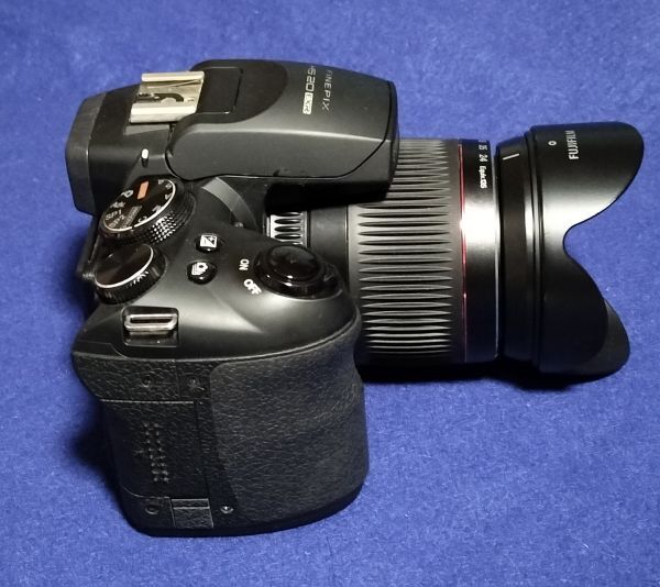 ○○　富士フィルム ファインピックス　FUJIFILM FINEPIX HS20EXR（フード付属）　中古　P12_画像7