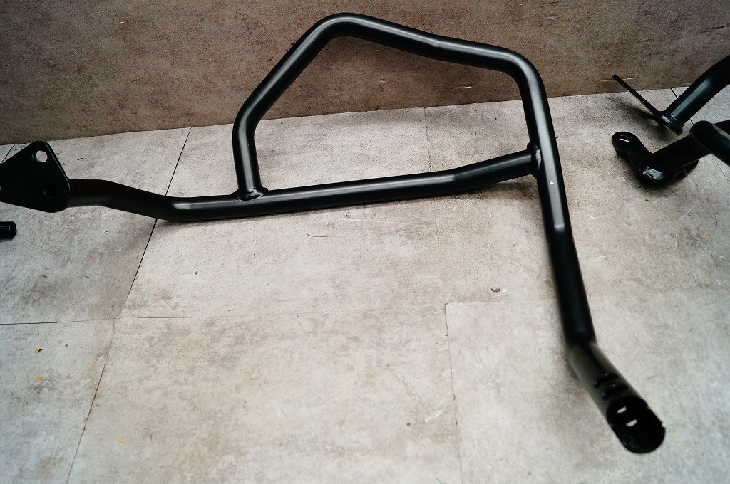 ホンダ　CRF1000L　ツアラテック　エンジン＆サイドクラッシュバー　キズ有_画像5