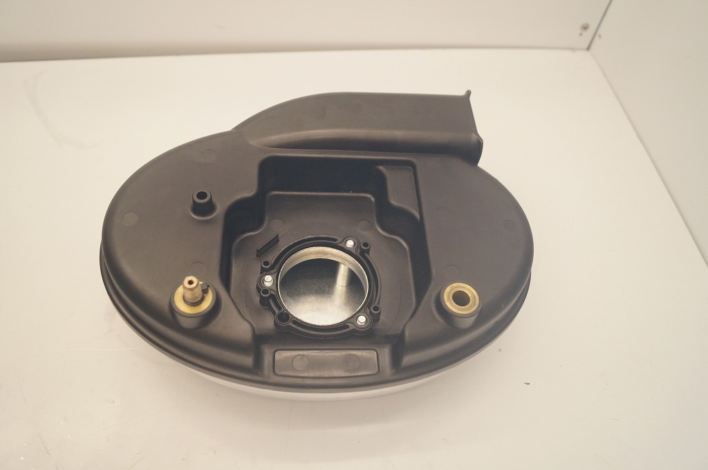 ハーレー 　ソフテイル　ロッカーC　FXCWC1580　　純正　中古　エアクリーナー_画像6