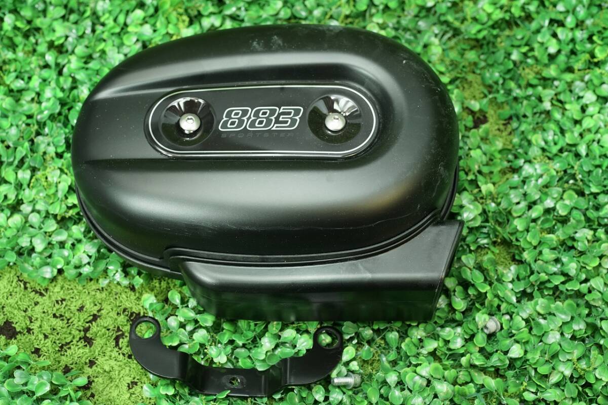 ハーレー　スポーツスター　XL883 　純正　エアクリーナーボックス_画像1