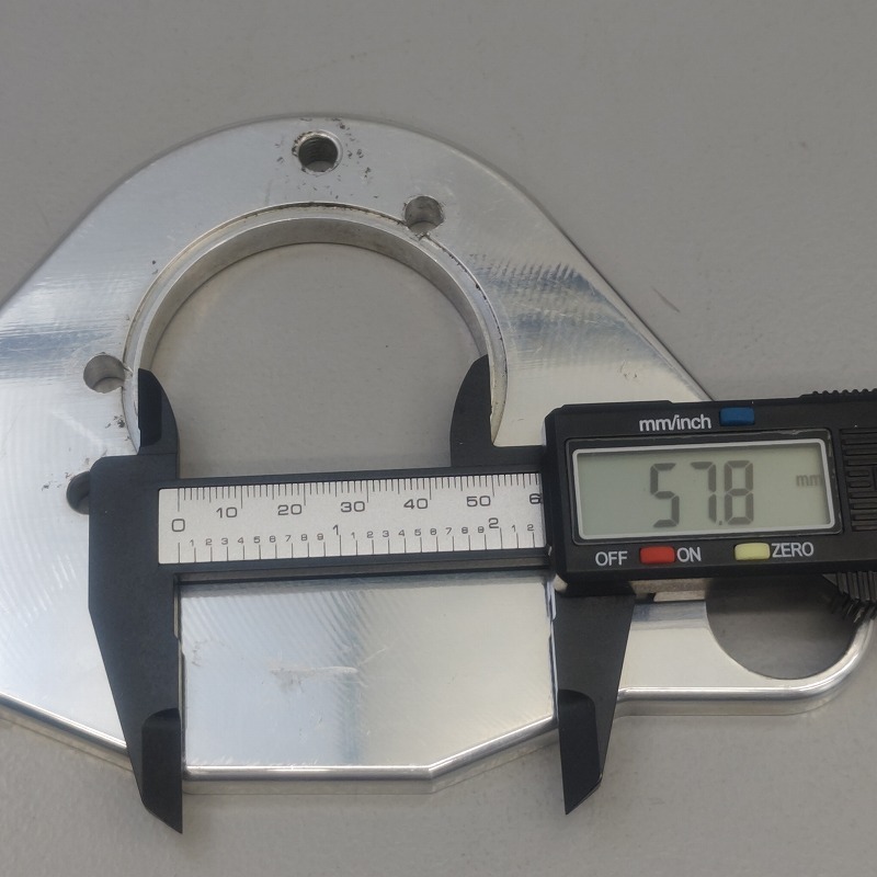 ハーレー　エアクリーナーブラケット　切削　傷スレあり　FLT? FXST? FLST?_画像4