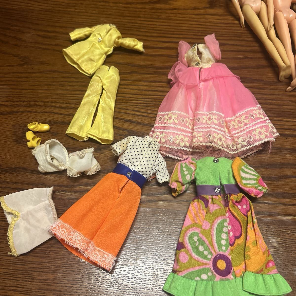 初代 リカちゃん 人形 旧タカラ 着せ替え人形 お洋服 当時物 まきば ママ 織江さん トリオ 花園順子 ジュン いづみちゃん まとめ売り_画像9