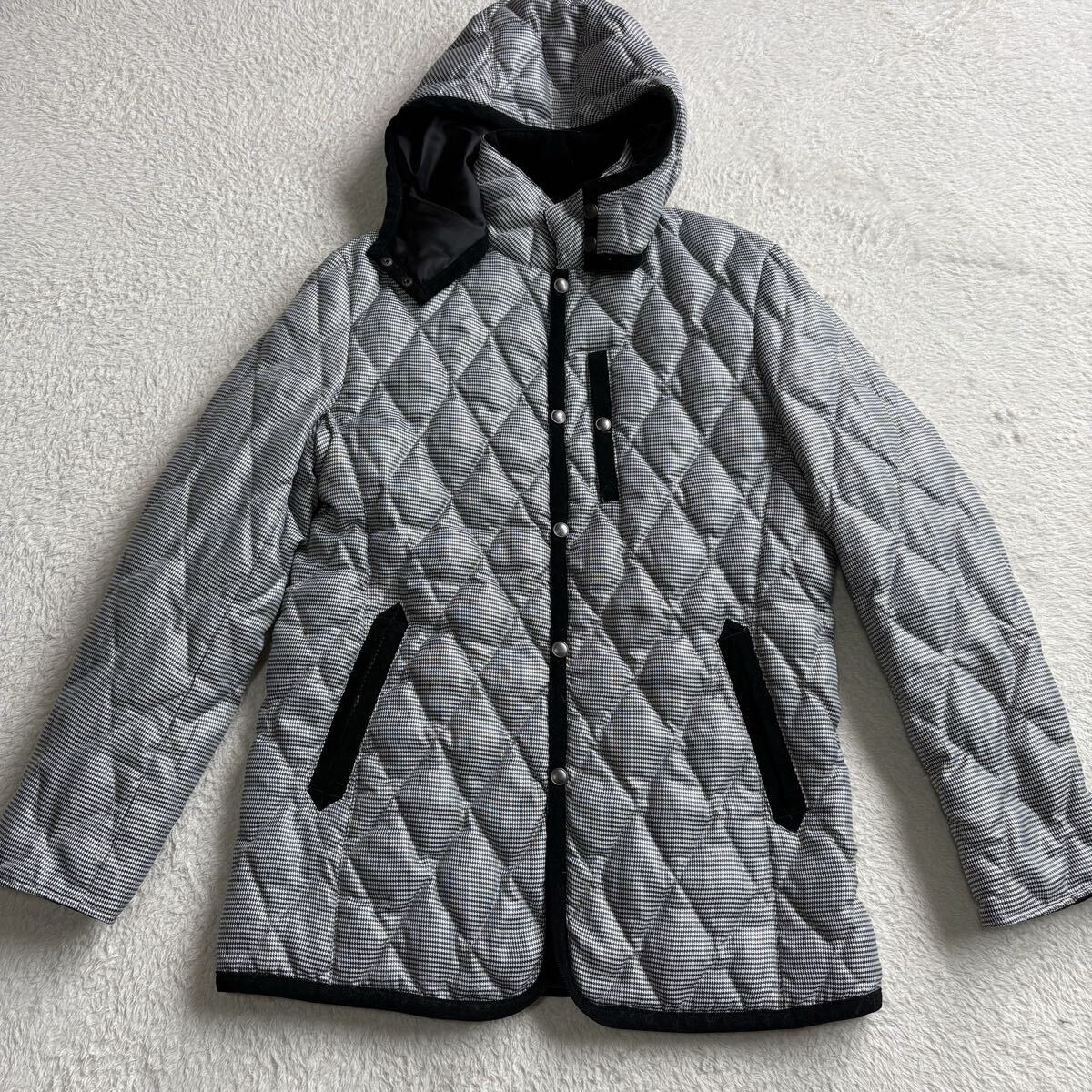 極美品！ダウンコート●タケオキクチ● キルティング/ジャケット/ グレー【男のロマン】千鳥格子 LL カジュアル 茶タグ ダウン・フェザー_画像3