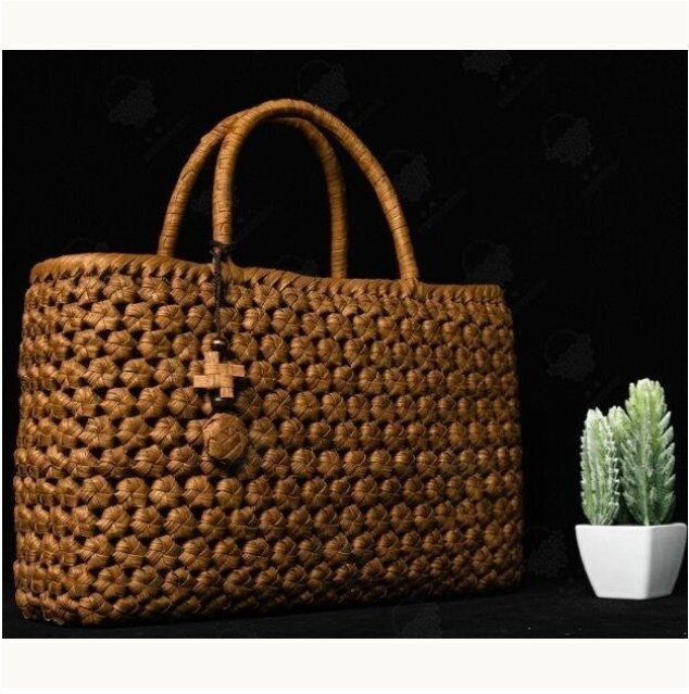 職人の手作り 山葡萄かごバッグ 手編み山葡萄籠バッグ バスケット籐かご 六角編み高級ハンドバック_画像4