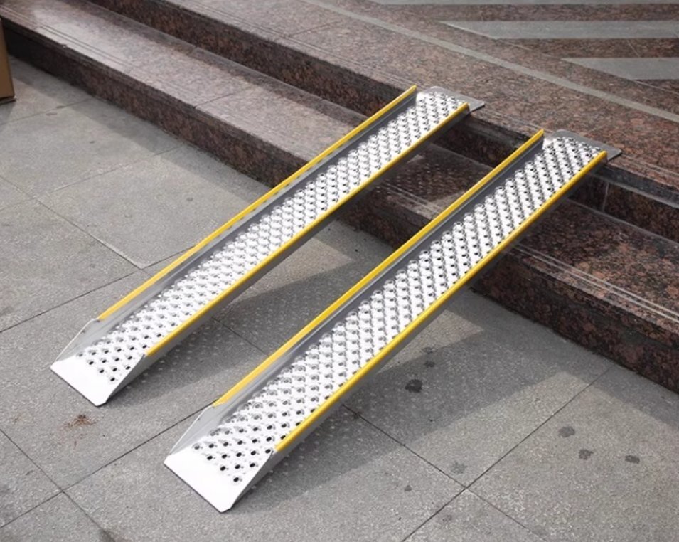 アルミニウム合金製ステップスロープ板階段乗車スロープ板オートバイ電動車車椅子バリアフリースロープマット_画像2