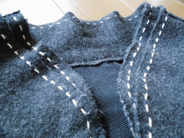 ほぼ新品　表記11号　ヒロコビス+RICO　ウール100％お花デザインベスト　ヒロココシノインターナショナル株式会社_画像6