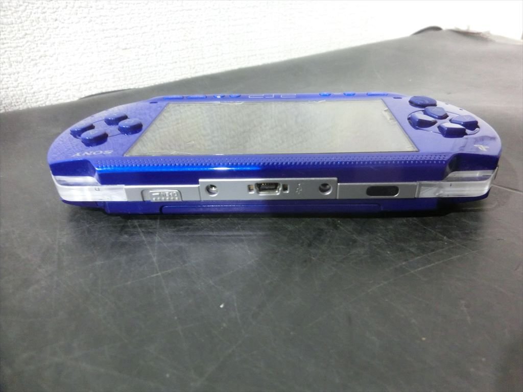 T【H9-04】【60サイズ】▲SONY ソニー/PSP-1000 本体 ブルー/ゲーム機/ジャンク扱い/※傷・汚れ・割れ有_画像5