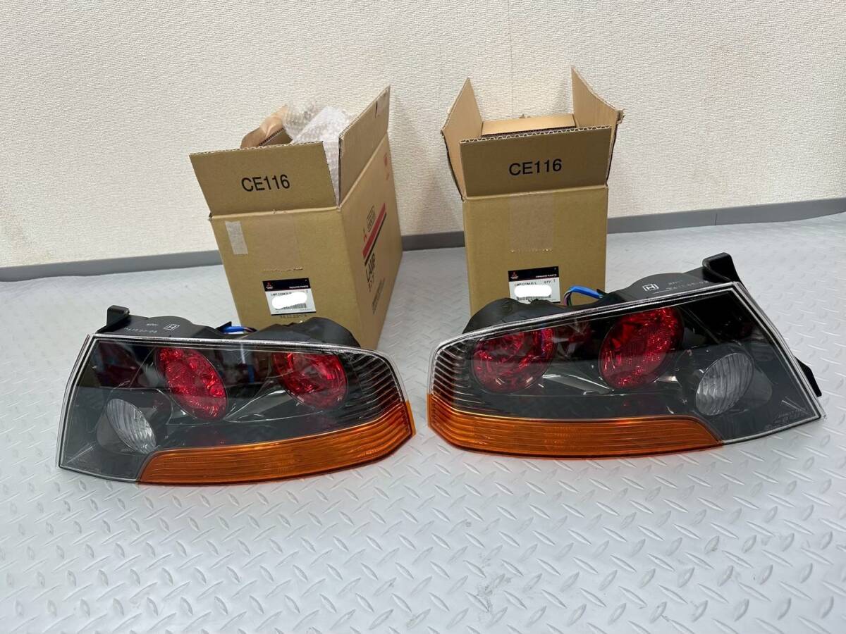 新品　未使用　三菱MITSUBISHI　純正 ランエボ7 8 9 CT9A リア テール ライト 左右セット ランサーエボリューション _画像1
