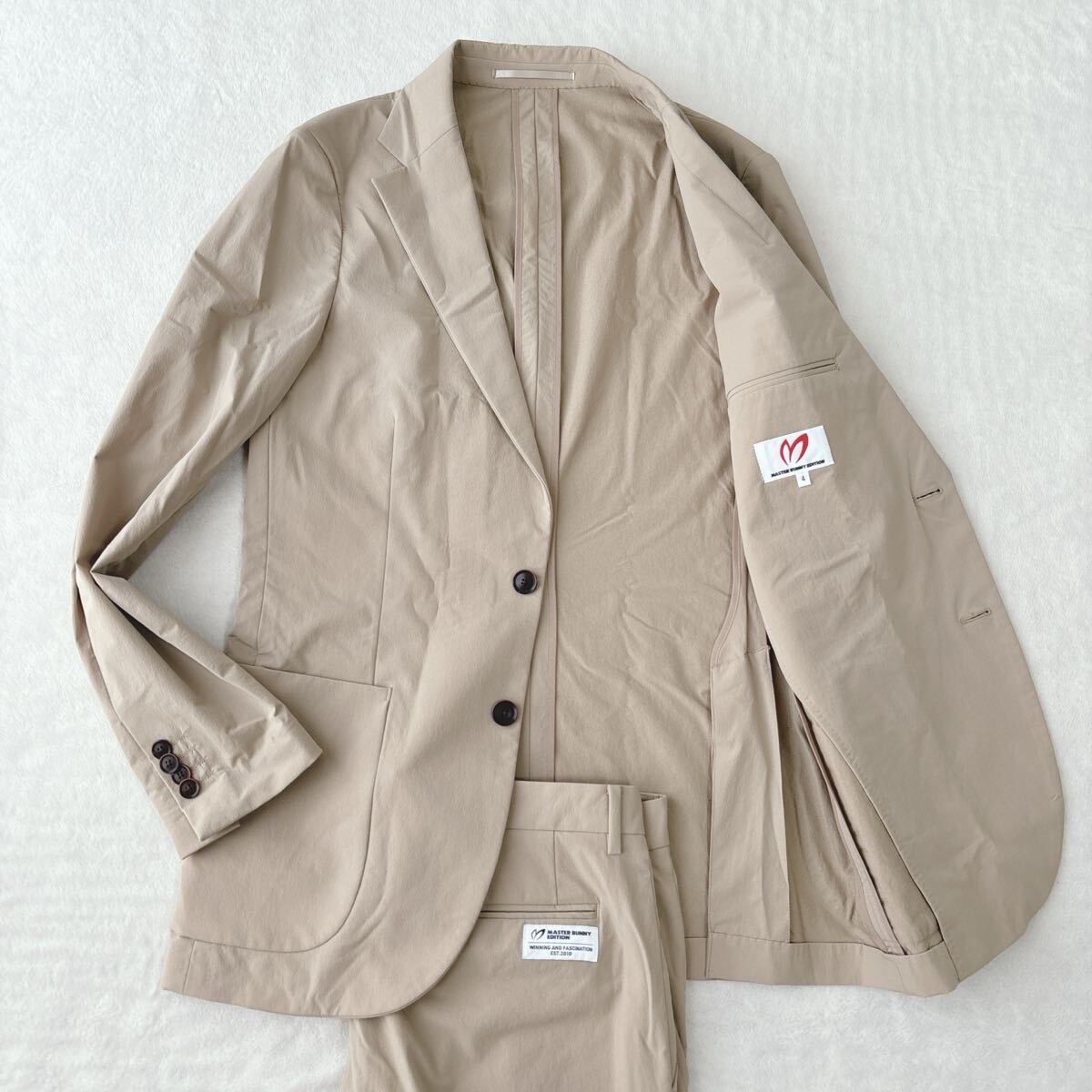 【美品】マスターバニーエディジョン　スーツ　セットアップ　ベージュ　2ボタン　MASTER BUNNY EDITION おしゃれ　ストレッチ性_画像1