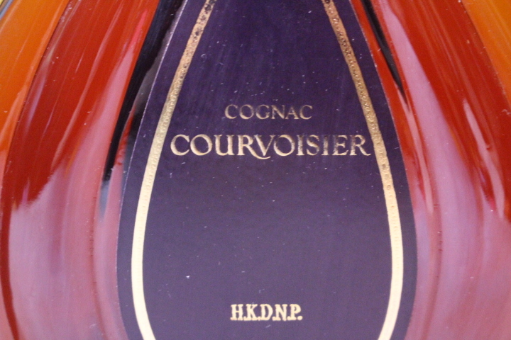 p-3624 未開栓古酒 COURVOISIER クルボアジェ NAPOLEON コニャック ブランデー 700mL 3本_画像9