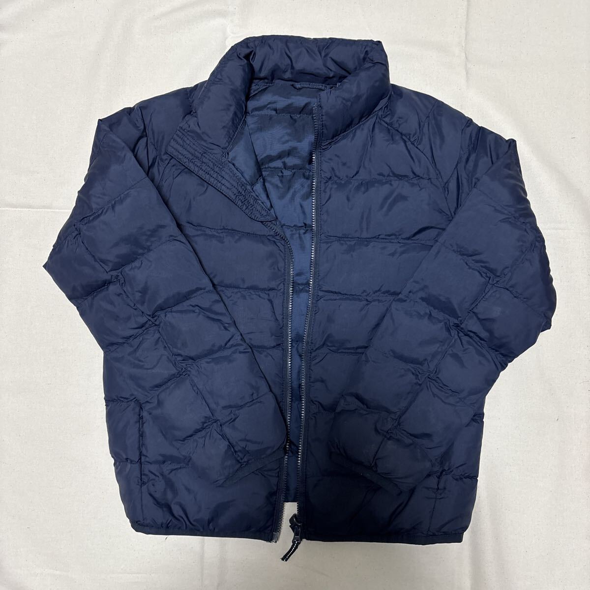 ユニクロ　ダウンジャケット　紺色　130 ユニクロ ウルトラライトダウン UNIQLO 紺 ネイビー_画像1