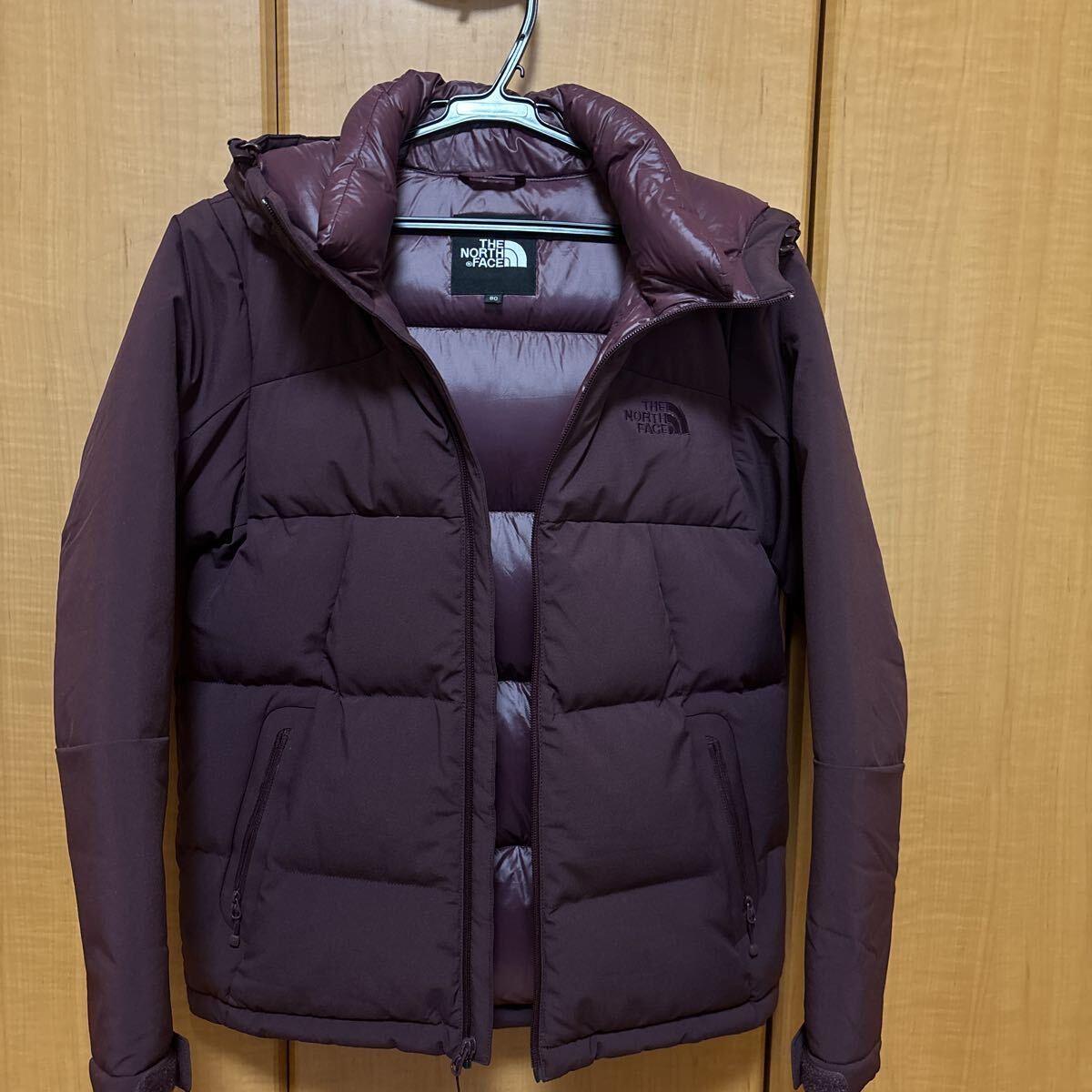 新品激安 THE NORTH FACE ザ・ノース・フェイス定価3.4万 PREMIUM GOOS DOWN使用 パッカブル フーデッド ダウンジャケット G81 DPV_画像1