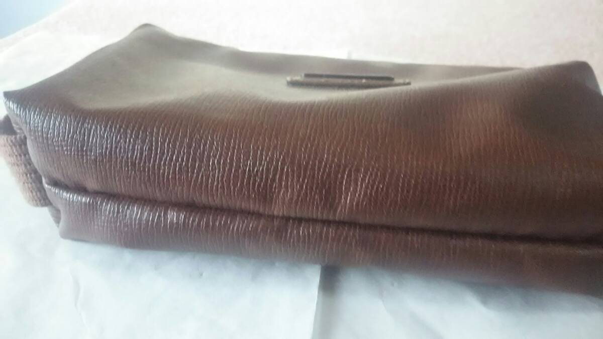 Samsonito　サムソナイト　セカンドバック・トラベルポーチ　16㎝×22㎝×6㎝　ナイロン製　74ｇ　送料込みです。_画像2