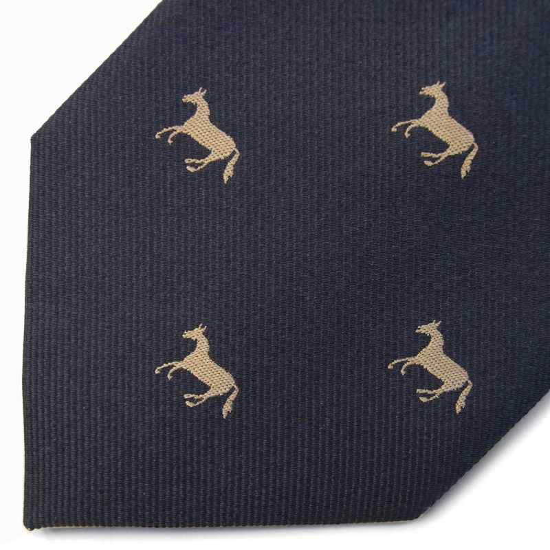 ◇◆Holliday＆Brown（ホリデー アンド ブラウン）/≪HAND MADE≫オンオフで活躍！Ｖゾーンに気品が薫るホース柄シルクタイ_画像3