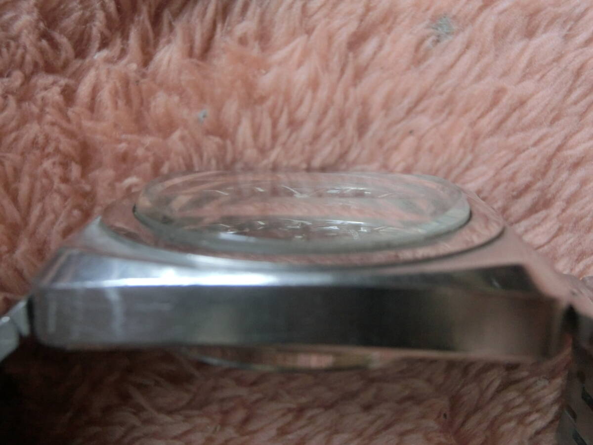 ●希少なスイスの逸品●動作も注意●RADO/ライジングスター/Rising Star・Ref 1189●25石 自動巻き・純正ベルト付・1970年代●カットガラス_画像9