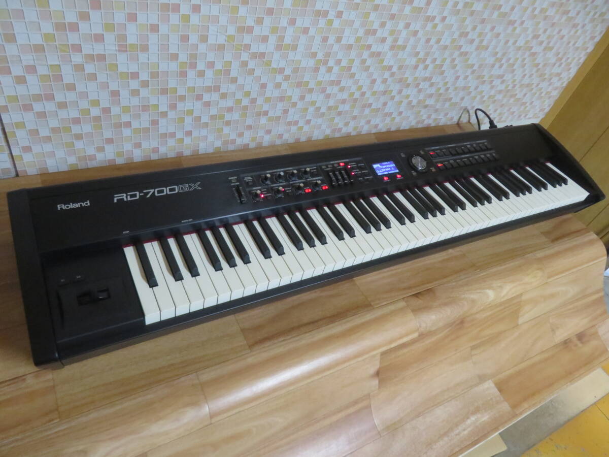 Roland ローランド RD-700GX 電子ピアノ ステージピアノ 電源コード付き 室内保管品 _画像1