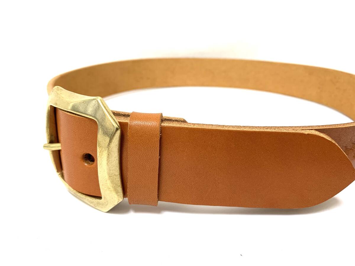 真鍮製八角カッティングバックル　栃木レザーベルト（キャメル）４０ｍｍ幅一枚革_画像3