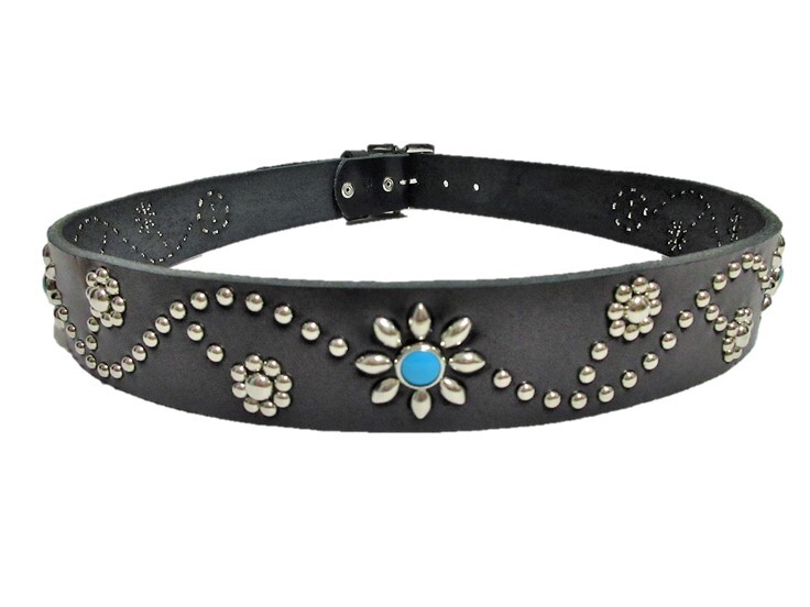 栃木レザー　フラワー型スタッズベルト　黒（ターコイズスポッツ）４０ｍｍ幅　一枚革_画像4