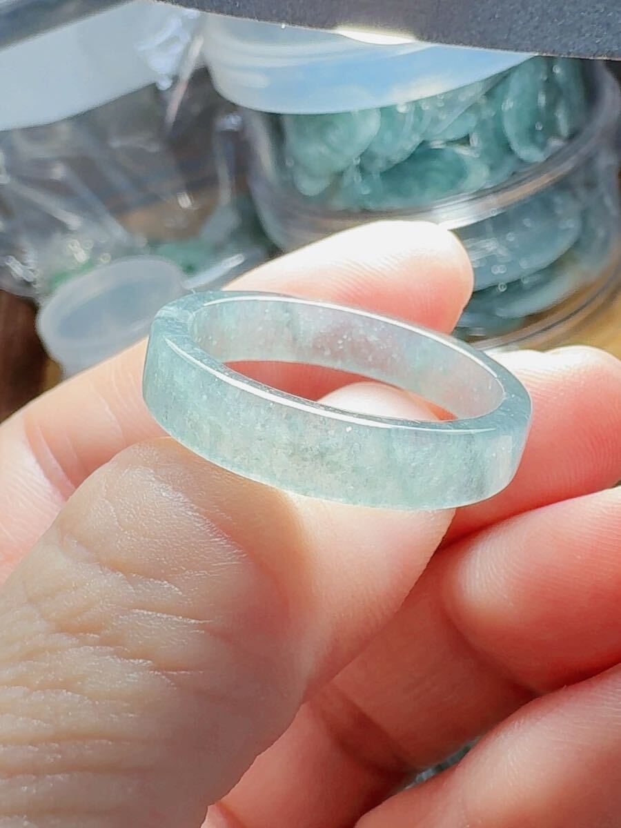 R2-02810天然本翡翠《本物保証》藍水翡翠指輪約29号 一点物 希少 縁起物 お守り 魔除け 昇進 成功 金運財運 幸運 幸福 パワーストーン_画像3