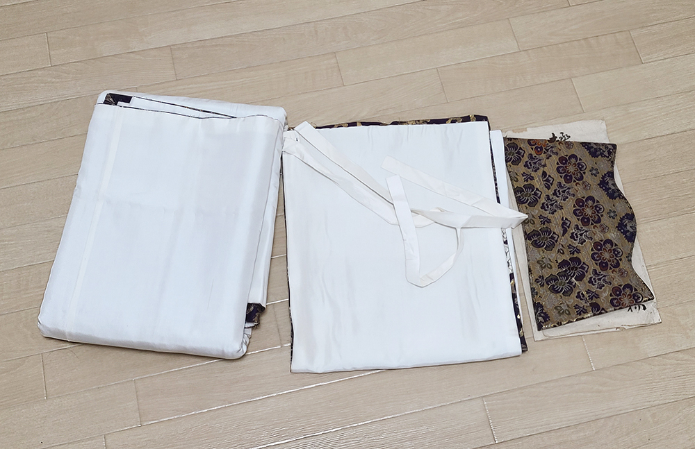 (09) утиль подлинный .. сверху рисовое поле закон . магазин темно-синий земля ..книга@ золотой . 7 статья .... ширина кожа есть . имеется зимний .. буддизм предметы для домашнего буддийского алтаря закон ... оборудование пачка форма .. 7 ...