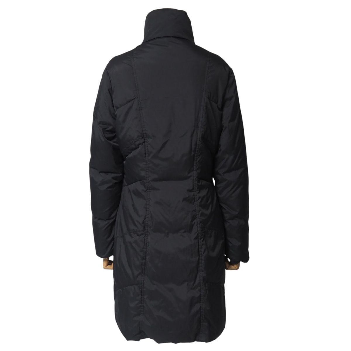 TJ6455●ラルトラモーダ/LALTRAMODA*スタンドカラー ダウンコート*包みボタン*レディース サイズS*ブラック_画像2