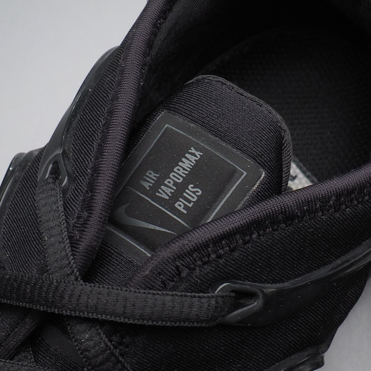 SMI2659//* Nike /NIKE* мужской US9.5/ воздушный veipa- Max плюс /AIR VAPORMAX PLUS/ спортивные туфли / low cut / обувь / чёрный / черный /924453-010