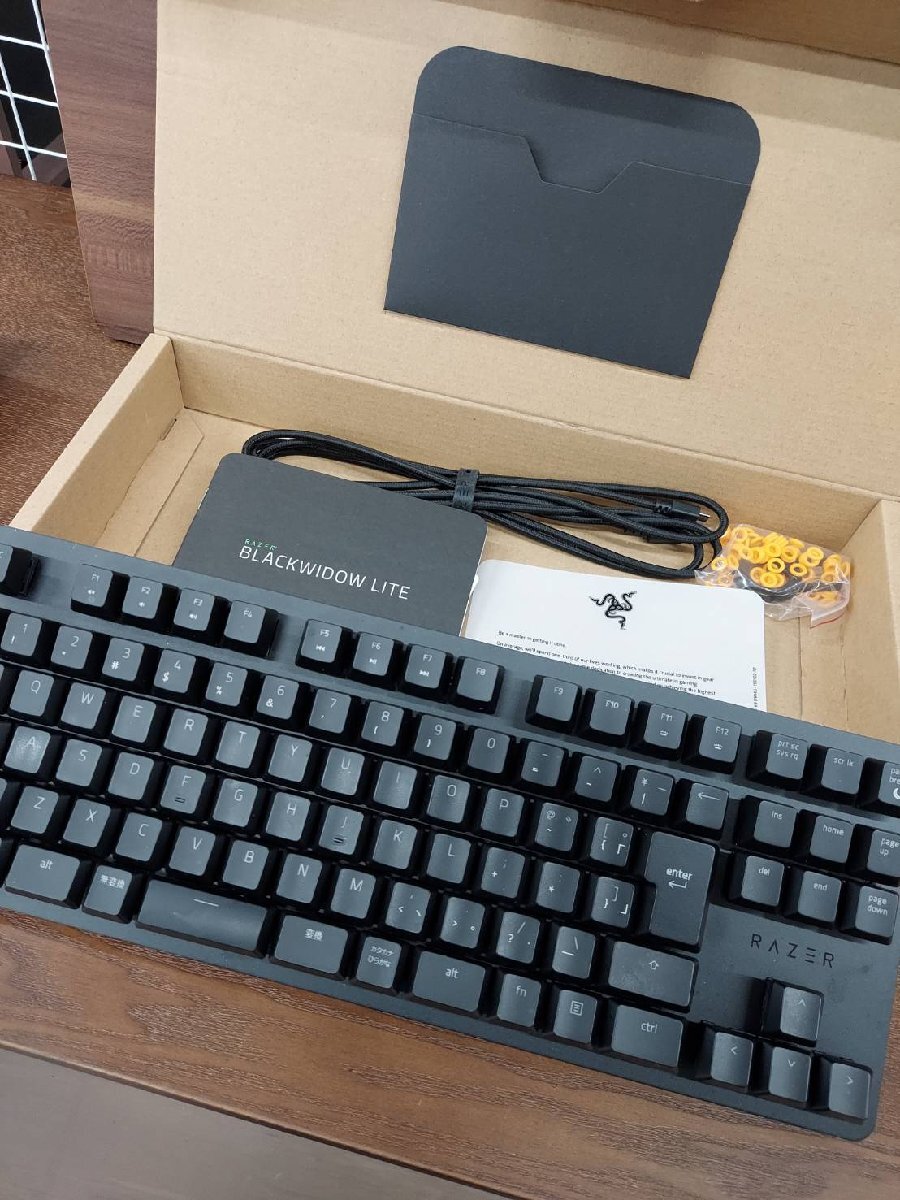 ○　RAZER BLACKWIDOW LITE RZ03-0264700-R3J1　ゲーミング キーボード 有線 レーザー_画像8
