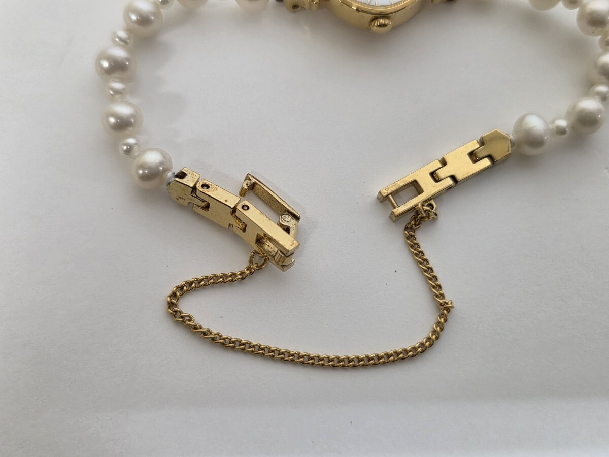 agete アガット　レディース腕時計　シェル文字盤　パール　ブレスレットウォッチ　○11112_画像6