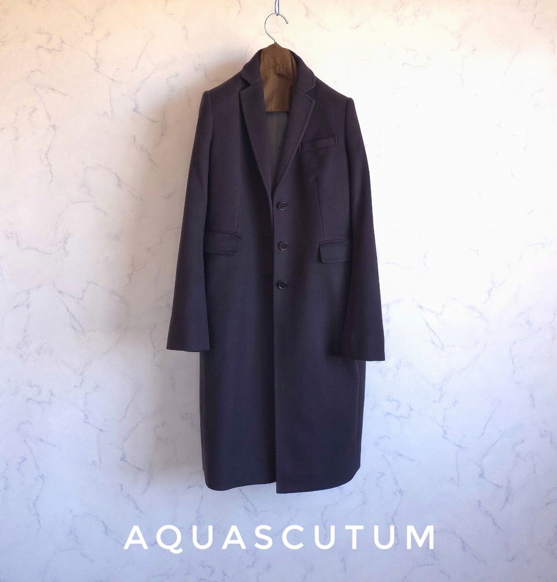 超高級 極美品 Aquascutum セレブ御用達憧れのトラッドチェスターコート 豪華裏地デザイン アクアスキュータム 圧倒的優雅なスタイル_画像1