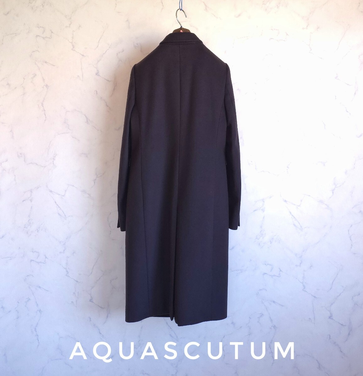 超高級 極美品 Aquascutum セレブ御用達憧れのトラッドチェスターコート 豪華裏地デザイン アクアスキュータム 圧倒的優雅なスタイル_画像2