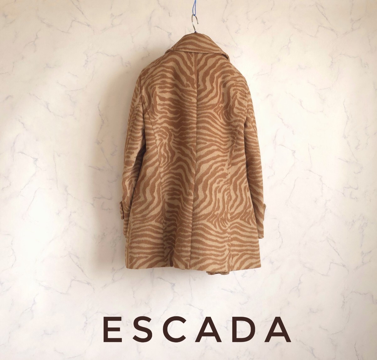 超高級 極美品 ESCADA 最高級チェスターコート本場ドイツ製 ランウェイスタイル 圧倒的存在感 エスカーダ 高密度高級生地_画像10