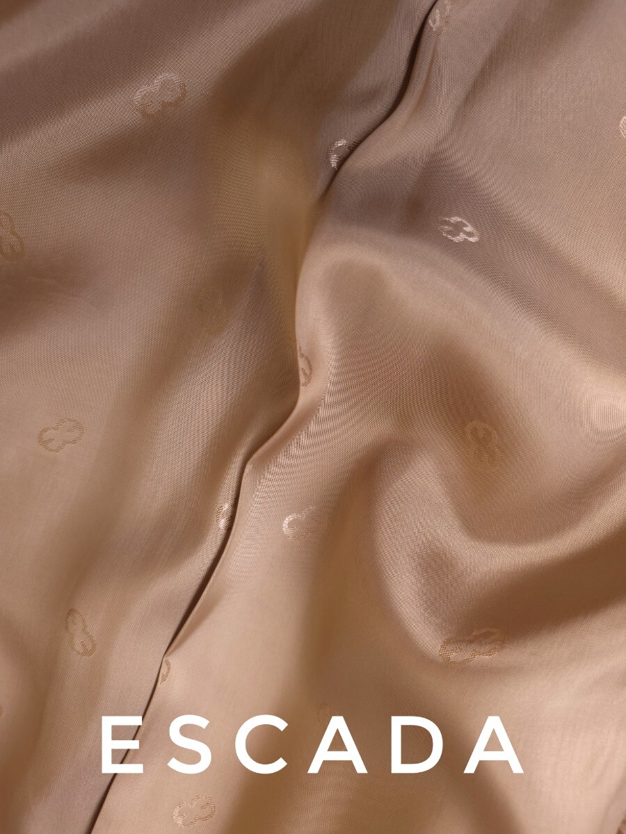 超高級 極美品 ESCADA 最高級チェスターコート本場ドイツ製 ランウェイスタイル 圧倒的存在感 エスカーダ 高密度高級生地_画像6
