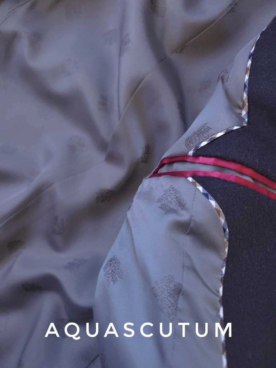 超高級 極美品 Aquascutum セレブ御用達憧れのトラッドチェスターコート 豪華裏地デザイン アクアスキュータム 圧倒的優雅なスタイル_画像9