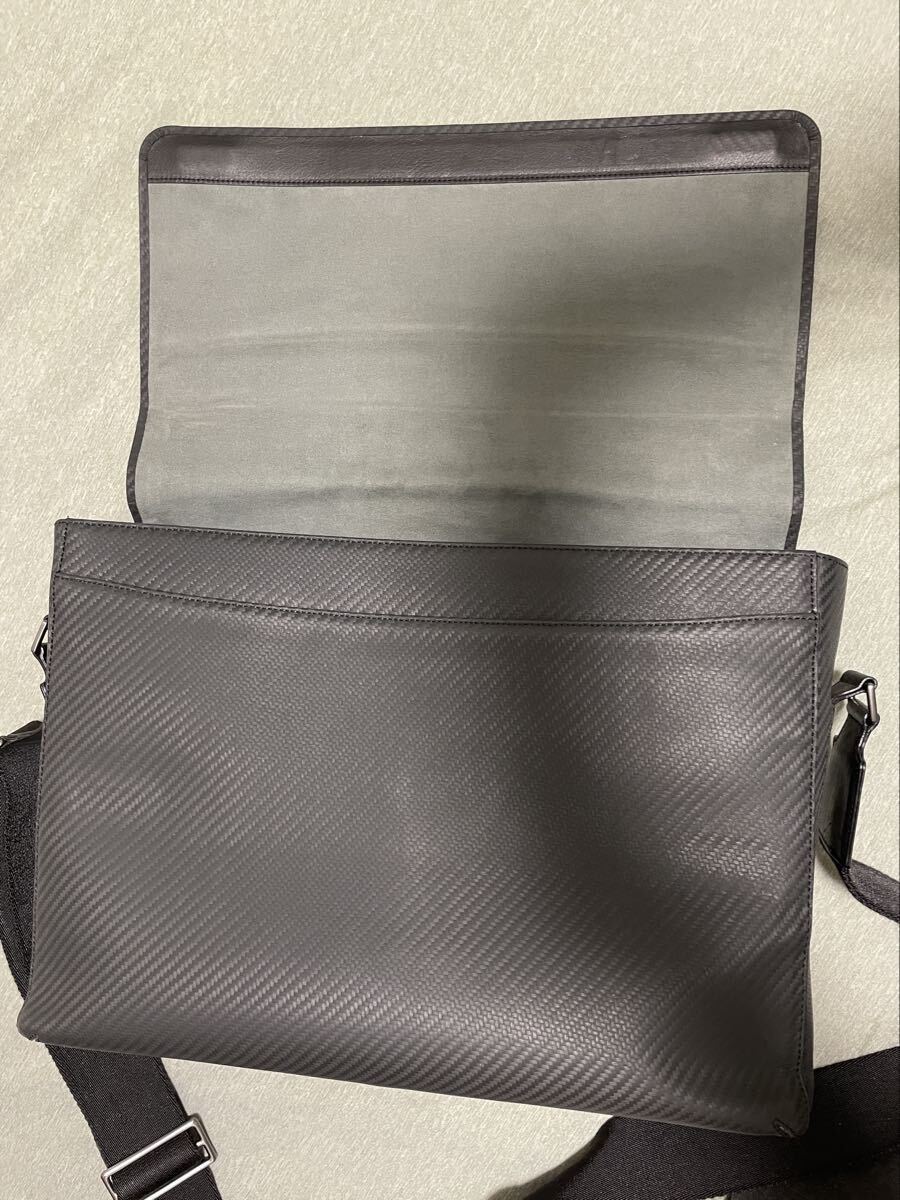 ほぼ未使用 ダンヒル dunhill メッセンジャーバッグ ショルダーバッグ ロゴ ブラック ビジネス 普段使い メッセンジャー_画像4