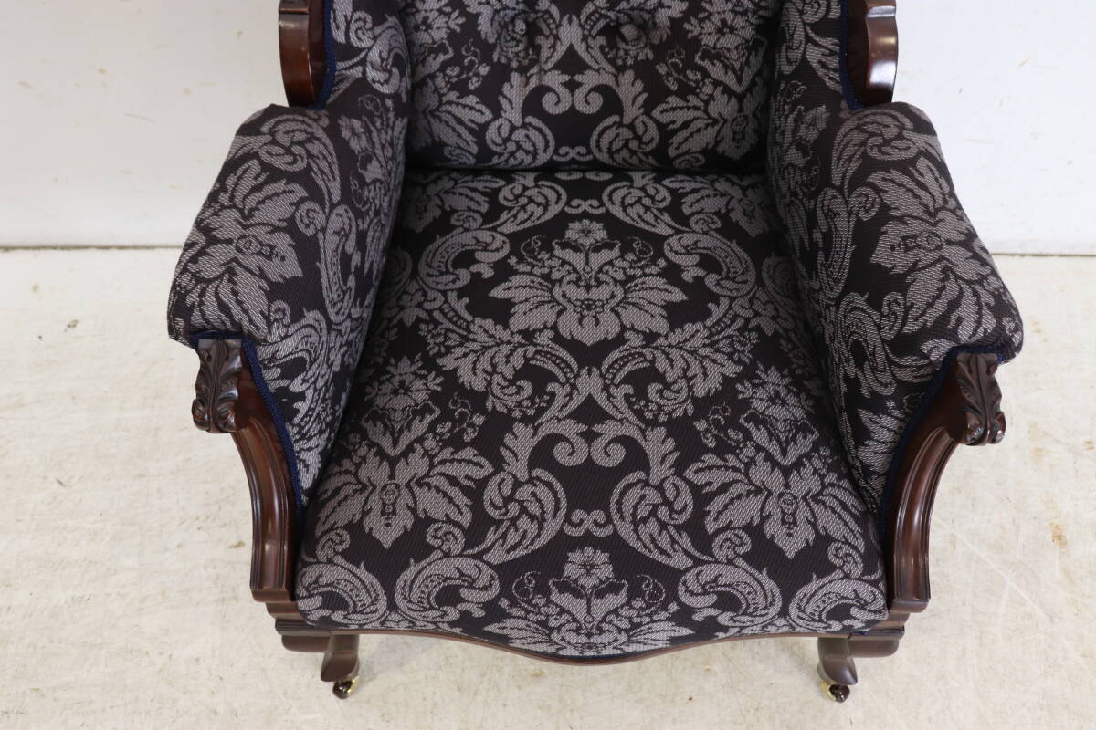 1890年代イギリス製 アンティーク ビクトリアン ウォルナット ボタンバック シングルソファ 一人掛け 椅子 ビンテージ 家具 英国クラシック_画像4