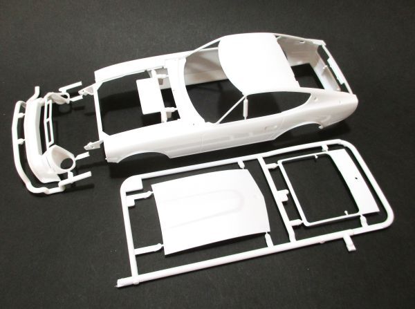 タミヤ 1/24 フェアレディ 240Z ストリートカスタム ボディ パーツ売り_画像1