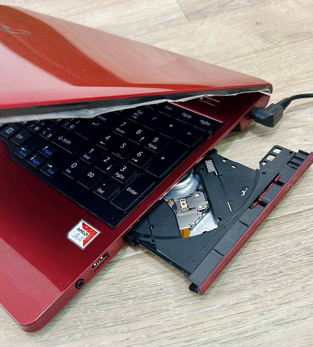 【美品/自宅保存品】2019年～/FUJITSU/富士通/LIFEBOOK/ノートパソコン/PC/windows 10 Home/HDD/4.00GB（3.87GB使用可能）_画像4