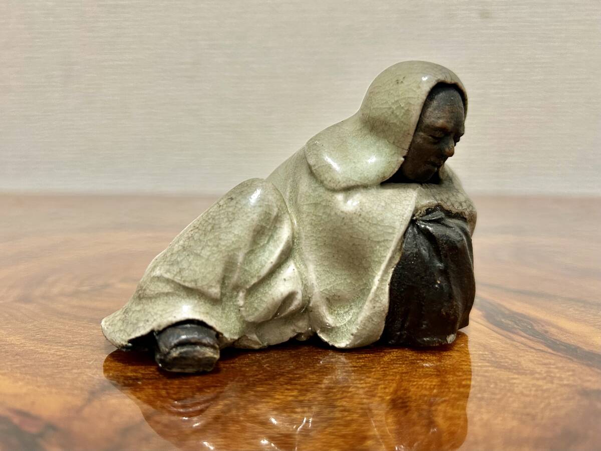 【達磨大師】中国/インド/日本/修行僧/僧侶/弾宗/陶器/焼物/繊細彫刻/時代物/当時物/骨董/古美術/顔か綺麗/_画像2