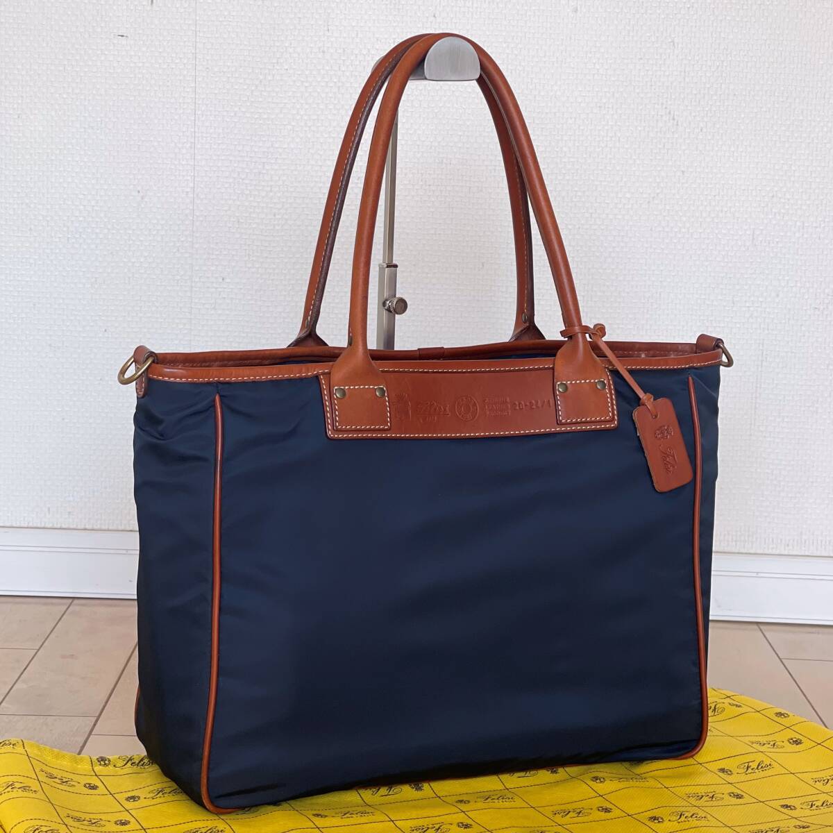 【美品・定価86,900円】フェリージ 20-24/1/ds ネイビー_画像3