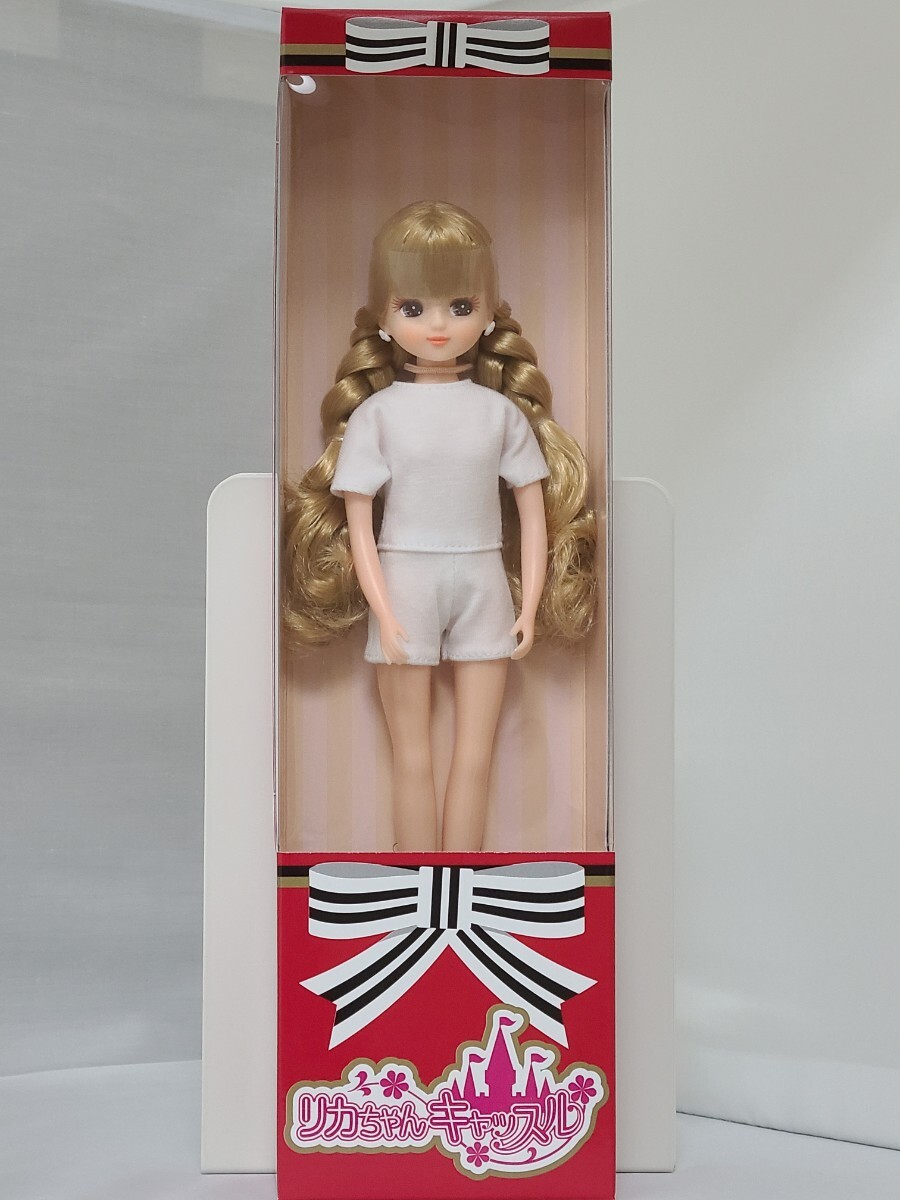 リカちゃんキャッスル　2023年神戸三宮オリジナルモデル　リカちゃん12V-736×538_画像5