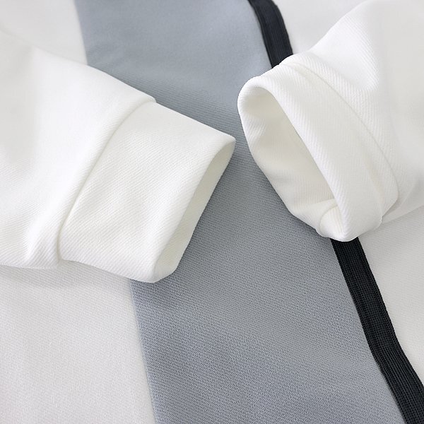 新品 インターメッツォ ブロッキング カルゼ ジャージー プルオーバー M 白 灰 黒 【I53108】 INTERMEZZO 丸首 クルーネック トレーナー_画像4