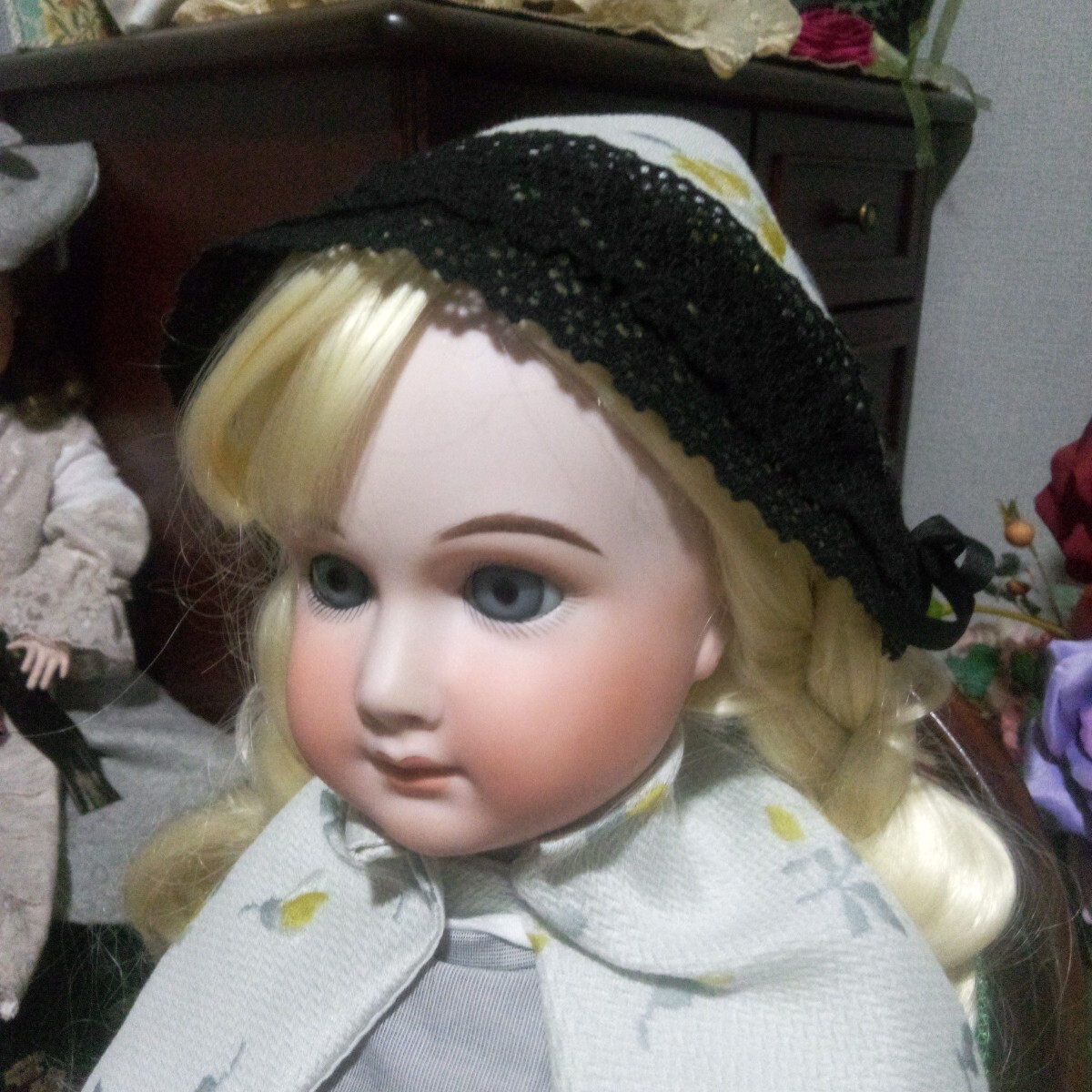 ビスクドレス　帽子　ケープ_画像3