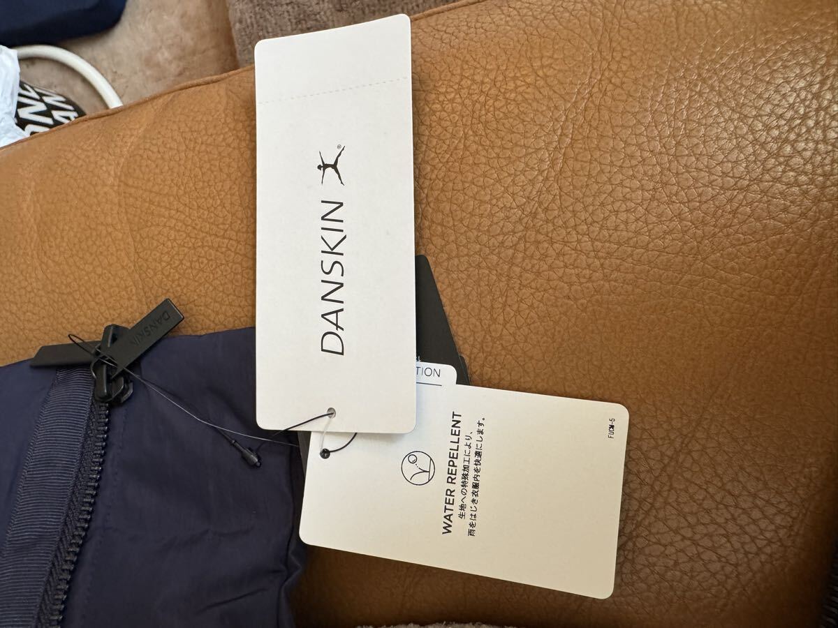 ダンスキン ダウンジャケット ダウンコート　新品未使用_画像4