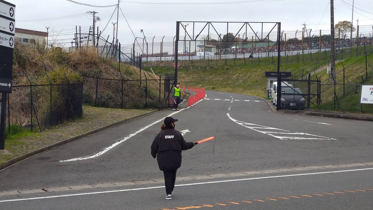 *y46*F1 парковка 2026 Suzuka Япония GP * включая доставку 2 в течение дня .*. промежуток парковка *. ввод свободный * бесплатная доставка 